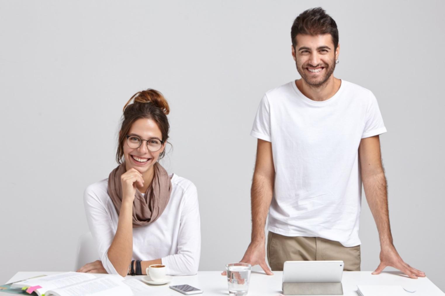 Detaillierte Finanzanalyse mit Charts und Grafiken